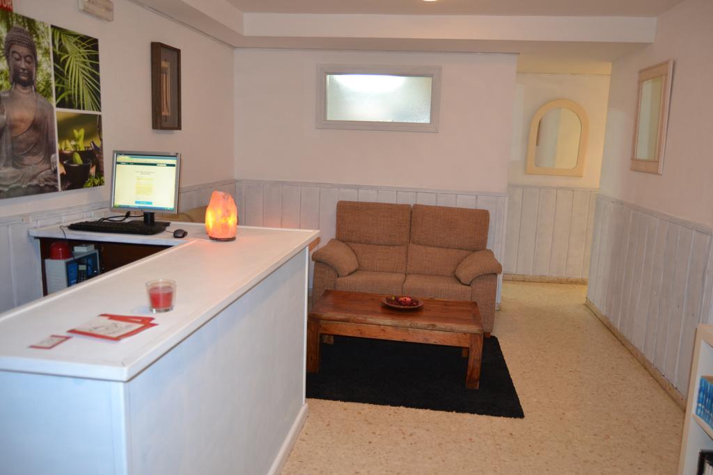 Hostal Gonzalez Marbella Ngoại thất bức ảnh