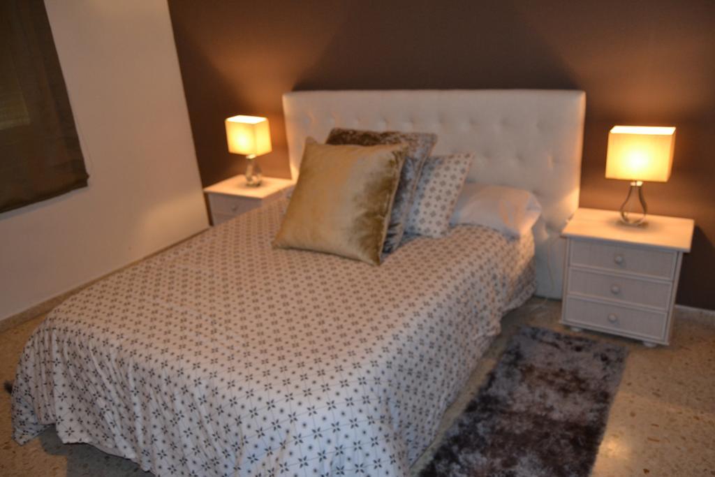 Hostal Gonzalez Marbella Ngoại thất bức ảnh
