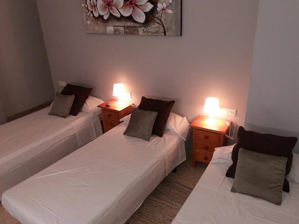 Hostal Gonzalez Marbella Ngoại thất bức ảnh