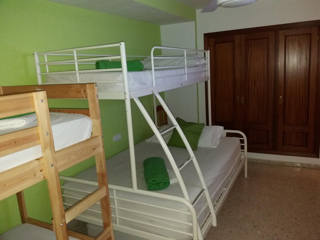 Hostal Gonzalez Marbella Ngoại thất bức ảnh