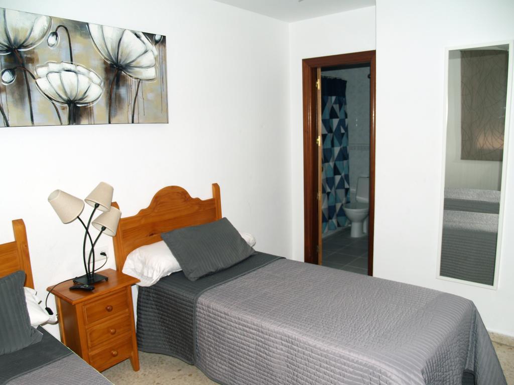 Hostal Gonzalez Marbella Ngoại thất bức ảnh