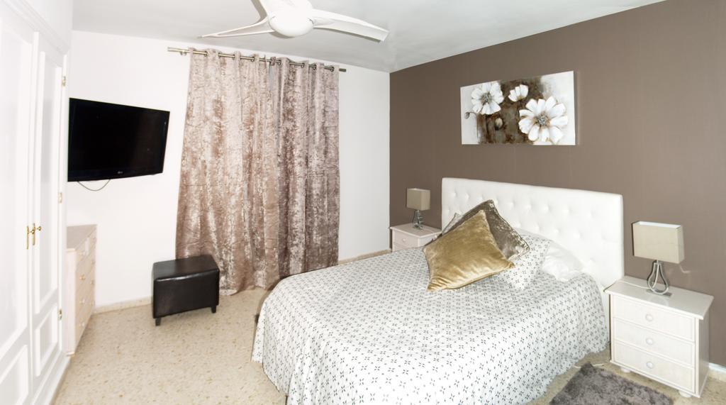 Hostal Gonzalez Marbella Ngoại thất bức ảnh