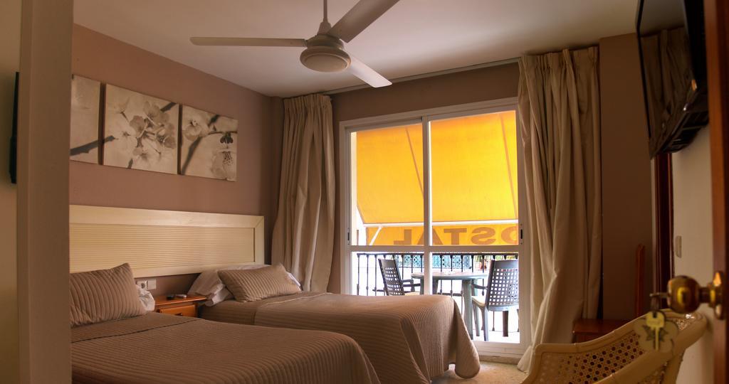 Hostal Gonzalez Marbella Ngoại thất bức ảnh